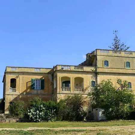 Petrus Court Apartment